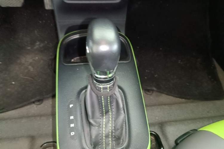 Used Roewe Clever 2020 Urban Style Edition Gear Lever