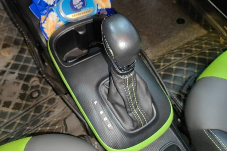Used Roewe Clever 2020 Urban Style Edition Gear Lever