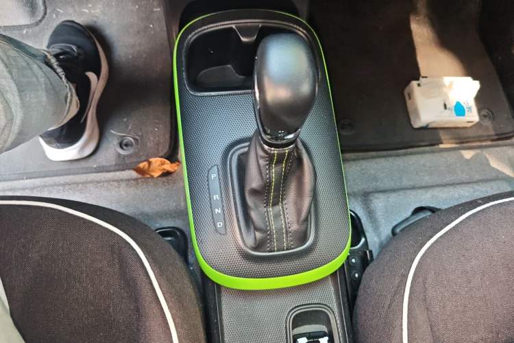 Used Roewe Clever 2020 Urban Style Edition Gear Lever
