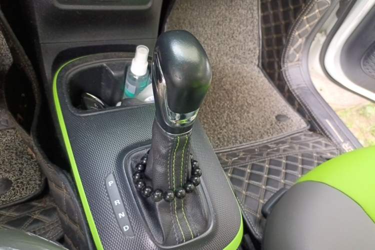 Used Roewe Clever 2020 Urban Style Edition Gear Lever