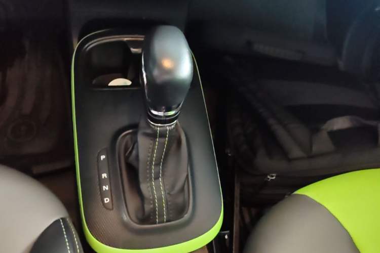 Used Roewe Clever 2020 Urban Style Edition Gear Lever