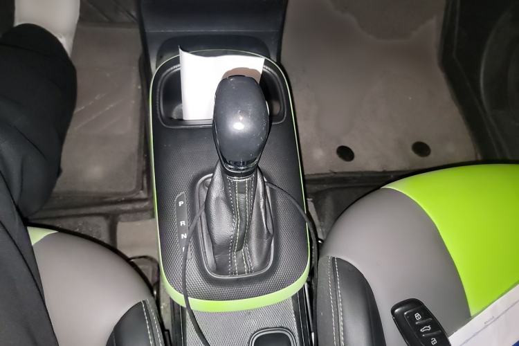 Used Roewe Clever 2020 Urban Style Edition Gear Lever