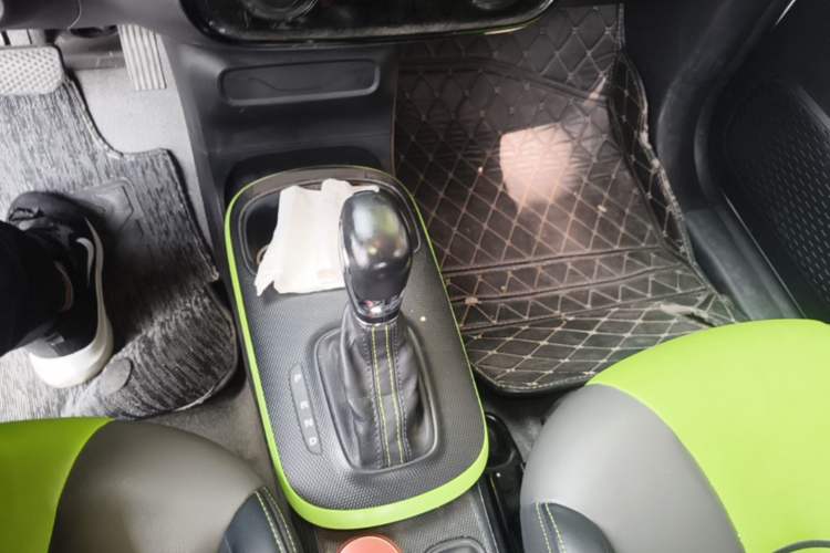 Used Roewe Clever 2020 Urban Style Edition Gear Lever