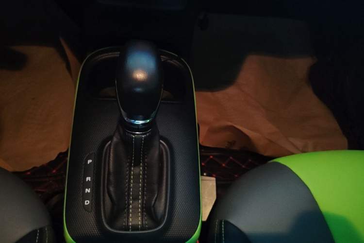 Used Roewe Clever 2020 Urban Style Edition Gear Lever