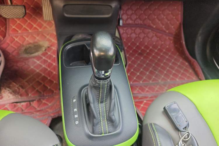 Used Roewe Clever 2020 Urban Style Edition Gear Lever