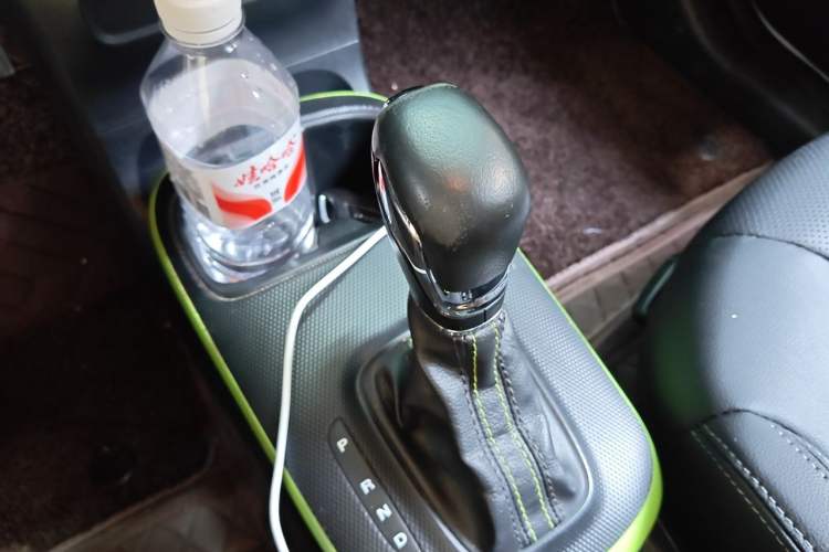 Used Roewe Clever 2020 Urban Style Edition Gear Lever