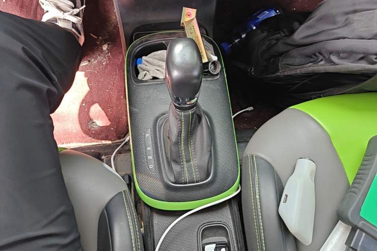 Used Roewe Clever 2020 Urban Style Edition Gear Lever