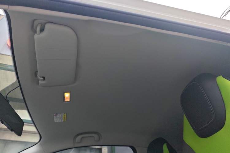 Used Roewe Clever 2020 Urban Style Edition Headliner