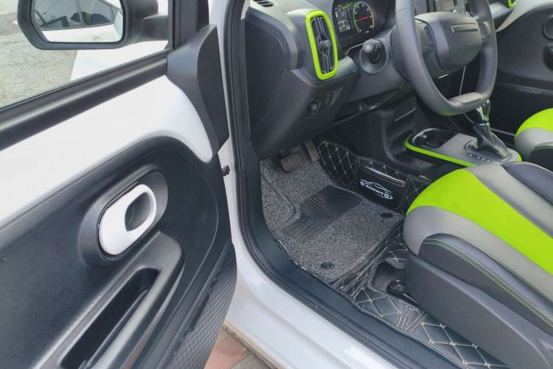 Used Roewe Clever 2020 Urban Style Edition Interior 3