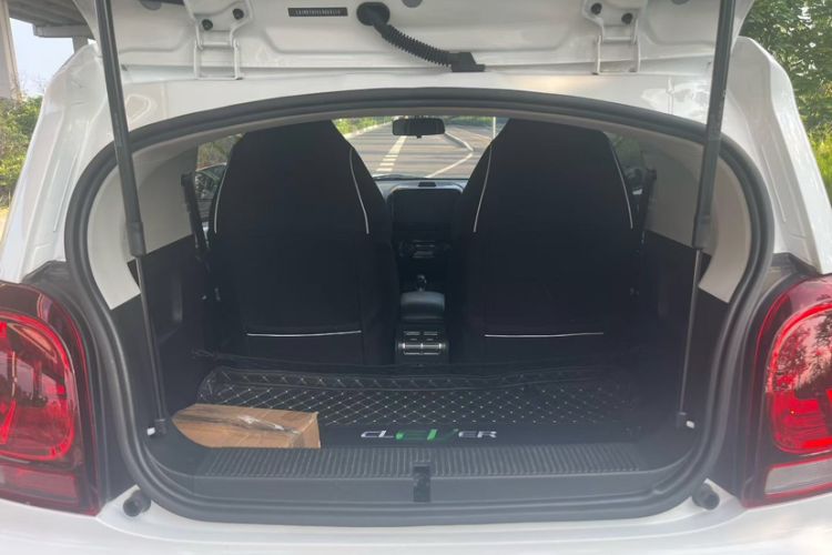 Used Roewe Clever 2020 Urban Style Edition Interior 4
