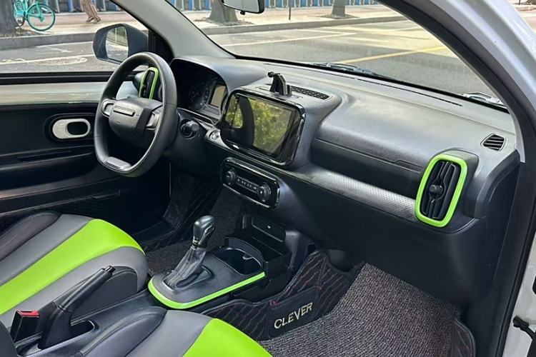 Used Roewe Clever 2020 Urban Style Edition Interior 8