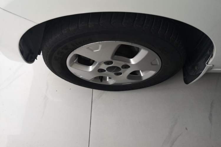Used Roewe Clever 2020 Urban Style Edition Left Front Wheel Hub