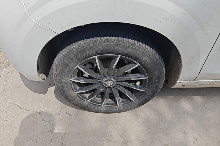 Used Roewe Clever 2020 Urban Style Edition Left Front Wheel Hub