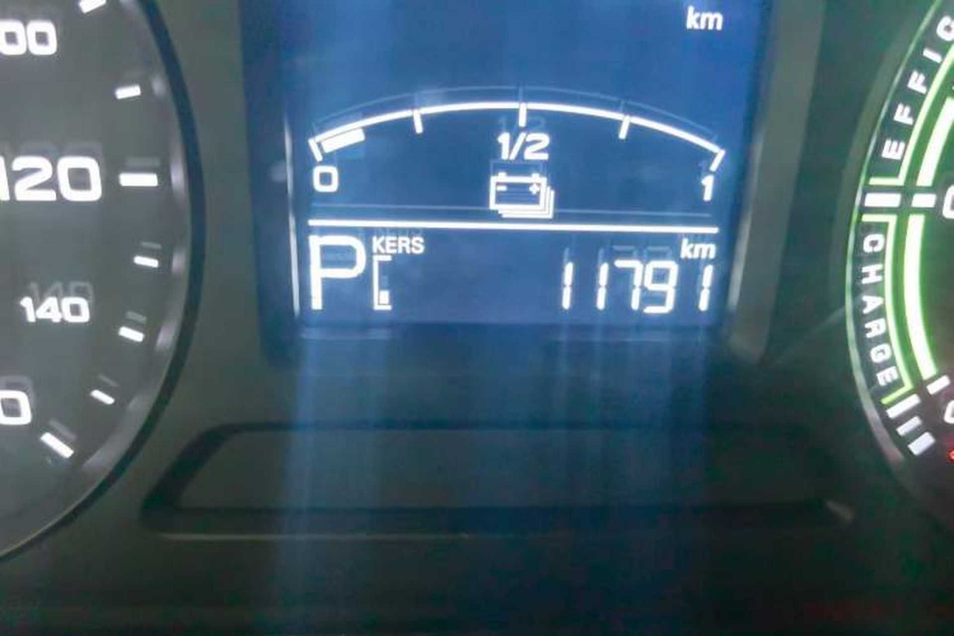 Used Roewe Clever 2020 Urban Style Edition Odometer Close Up