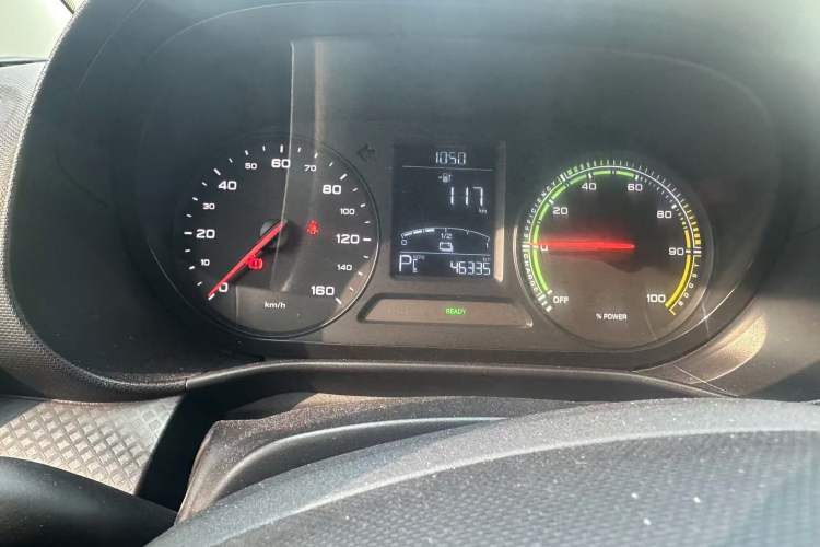 Used Roewe Clever 2020 Urban Style Edition Odometer Close Up