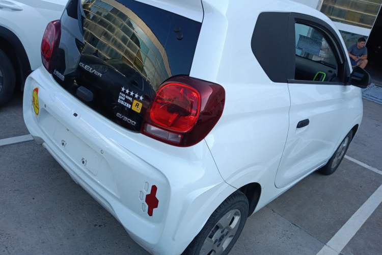 Used Roewe Clever 2020 Urban Style Edition Rear Right 45 Deg