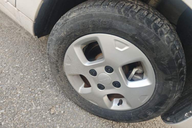 Used Roewe Clever 2020 Urban Style Edition Right Front Wheel Hub