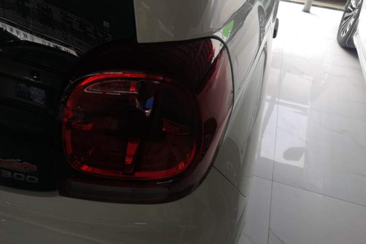 Used Roewe Clever 2020 Urban Style Edition Right Rear Taillight
