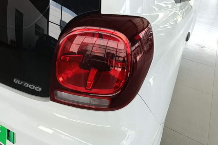 Used Roewe Clever 2020 Urban Style Edition Right Rear Taillight