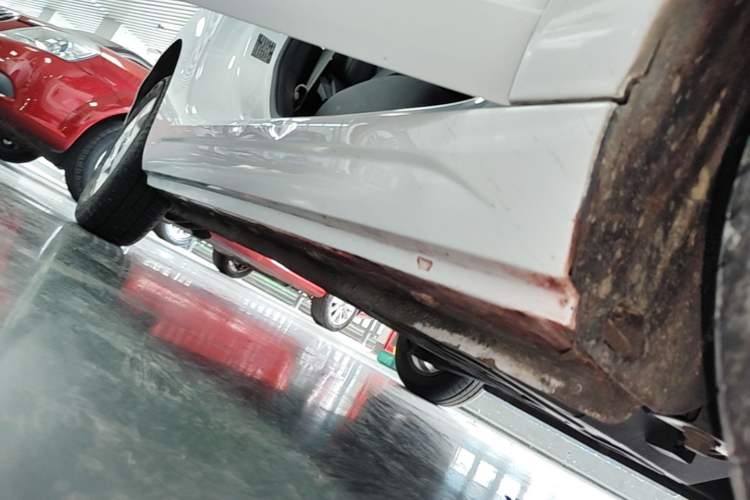 Used Roewe Clever 2020 Urban Style Edition Right Side Sill