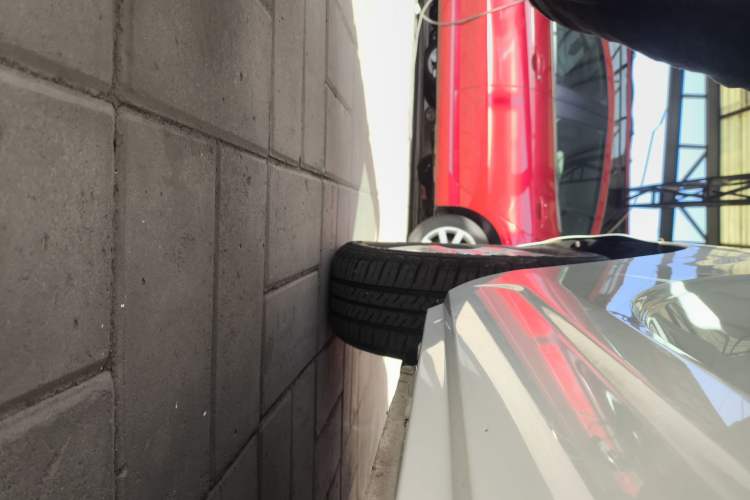 Used Roewe Clever 2020 Urban Style Edition Right Side Sill