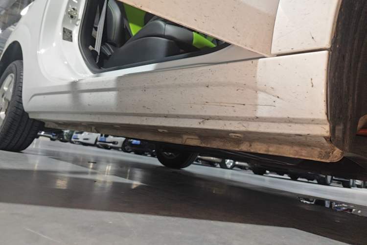 Used Roewe Clever 2020 Urban Style Edition Right Side Sill
