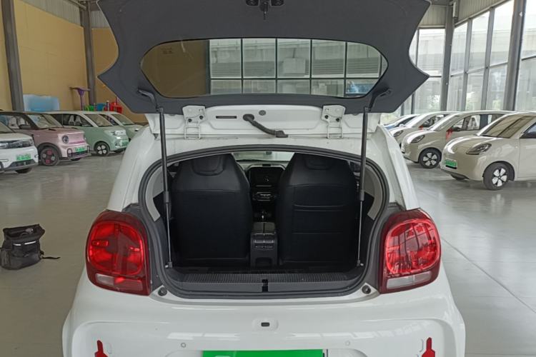 Used Roewe Clever 2020 Urban Style Edition Trunk
