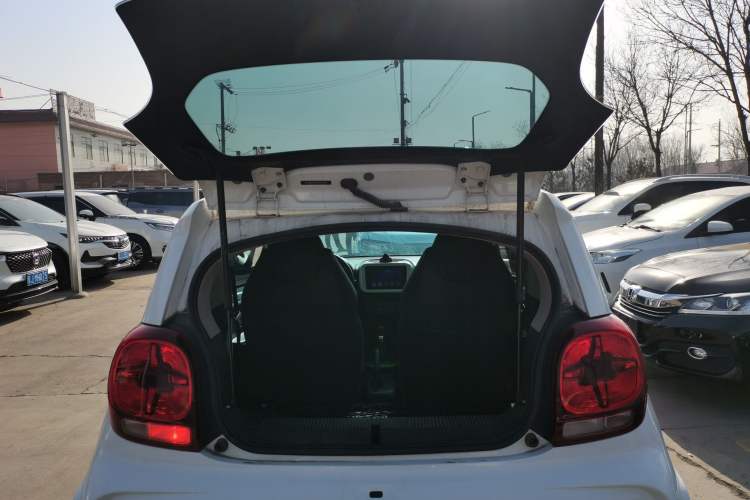 Used Roewe Clever 2020 Urban Style Edition Trunk