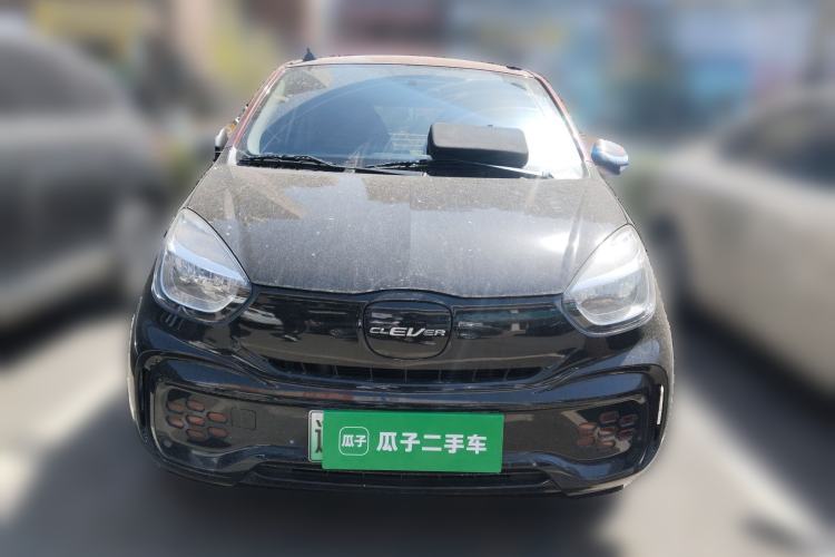 Used Roewe Clever 2021 302 km New Four-Seater Super-Efficient Version Front