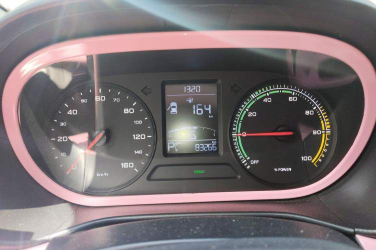 Used Roewe Clever 2021 302 km New Four-Seater Super-Efficient Version Instrument Cluster