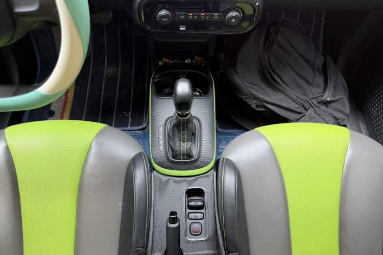 Used Roewe Clever 2021 302km Excellence Edition Gear Lever