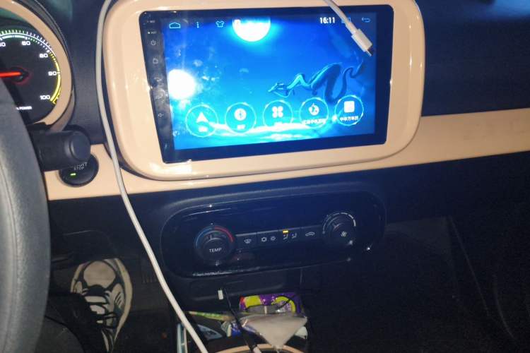 Used Roewe Clever 2021 302km Excellence Edition Audio And AC Panel