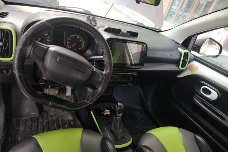 Used Roewe Clever 2021 302km Excellence Edition Center Console