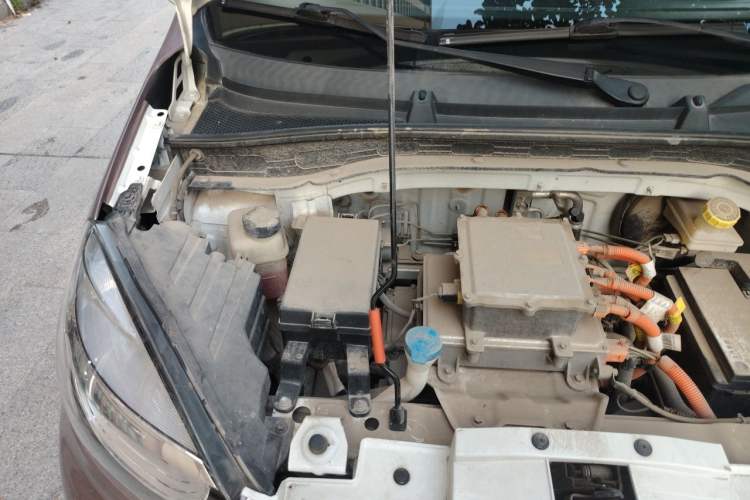 Used Roewe Clever 2021 302km Excellence Edition Engine Bay Right