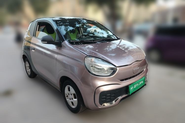 Used Roewe Clever 2021 302km Excellence Edition Front Right 45 Deg