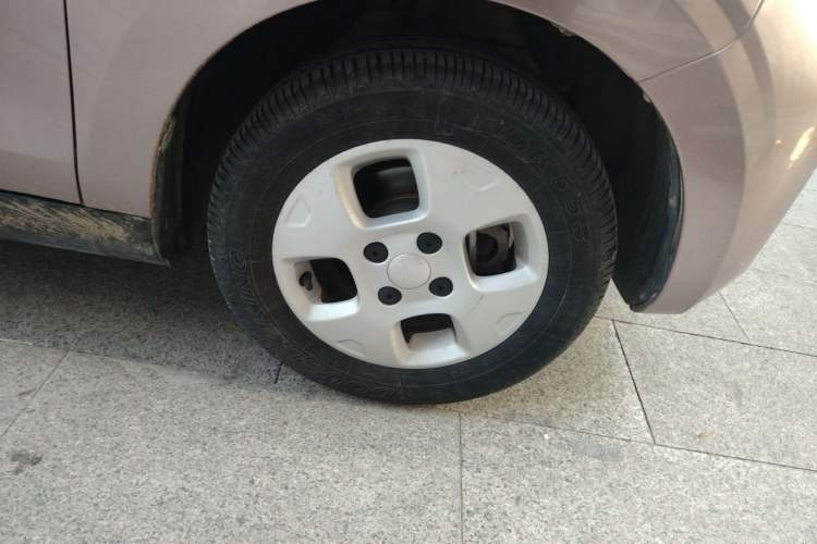 Used Roewe Clever 2021 302km Excellence Edition Right Front Wheel Hub