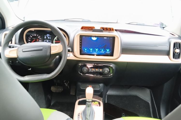 Used Roewe Clever 2021 302km Excellence Edition Center Console