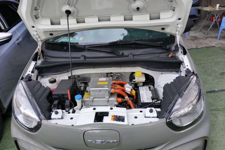 Used Roewe Clever 2021 302 km New Four-Seater Super-Efficient Version Engine Bay