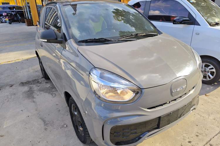 Used Roewe Clever 2021 302km Excellence Edition Front Right 45 Deg