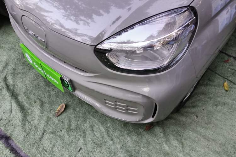 Used Roewe Clever 2021 302 km New Four-Seater Super-Efficient Version Left Front Headlight