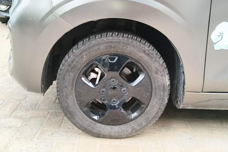 Used Roewe Clever 2021 302km Excellence Edition Left Front Wheel Hub