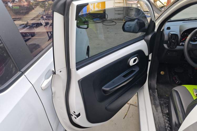 Used Roewe Clever 2021 302km Excellence Edition Left Rear Door Interior