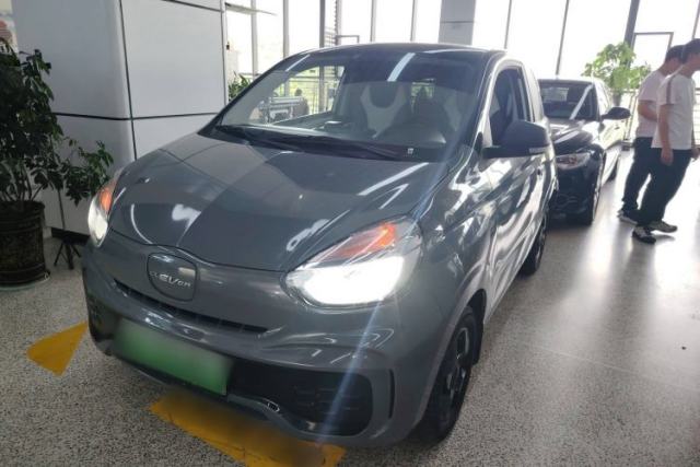 Used Roewe Clever 2021 302 km New Four-Seater Super-Efficient Version