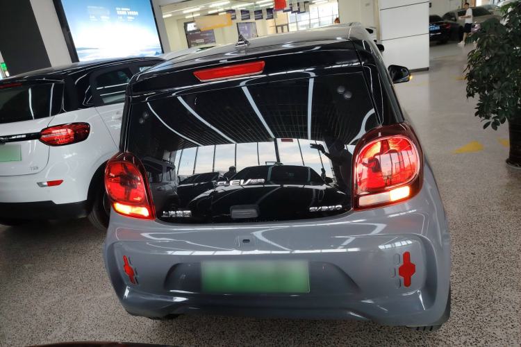 Used Roewe Clever 2021 302 km New Four-Seater Super-Efficient Version Rear