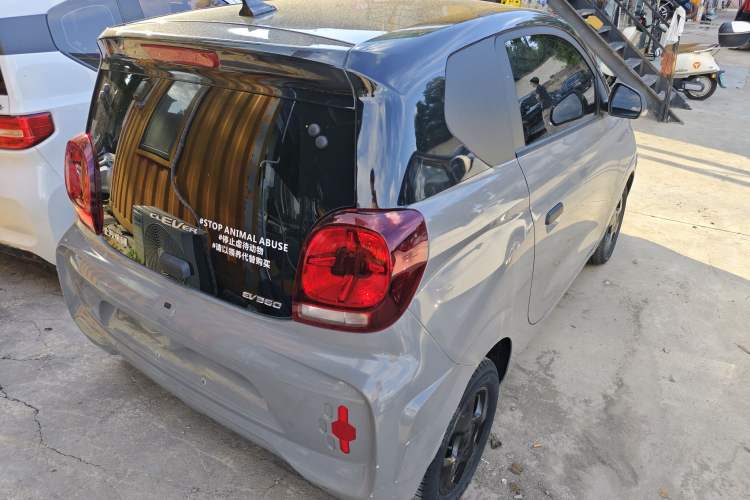 Used Roewe Clever 2021 302km Excellence Edition Rear Right 45 Deg