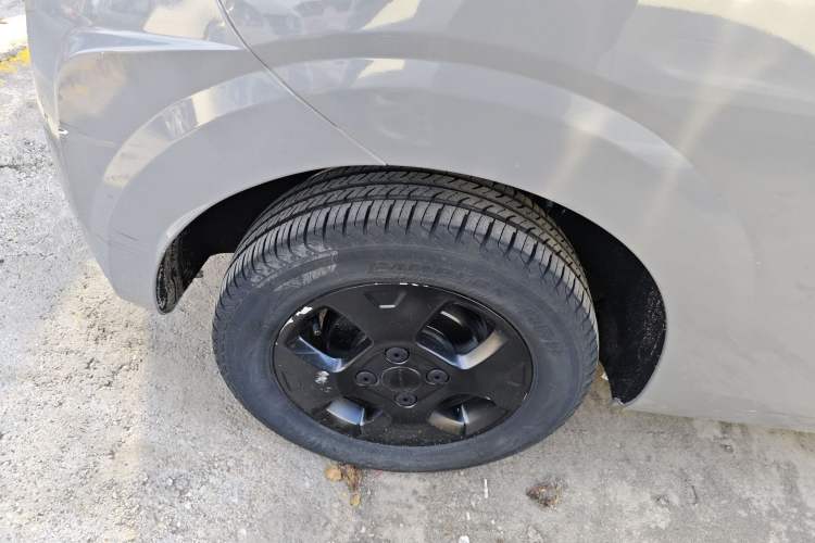 Used Roewe Clever 2021 302km Excellence Edition Right Rear Wheel Hub