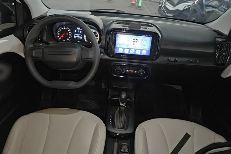 Used Roewe Clever 2021 302km All-Round Version Center Console