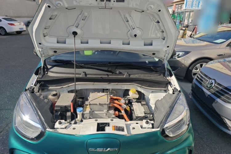 Used Roewe Clever 2021 302km All-Round Version Engine Bay