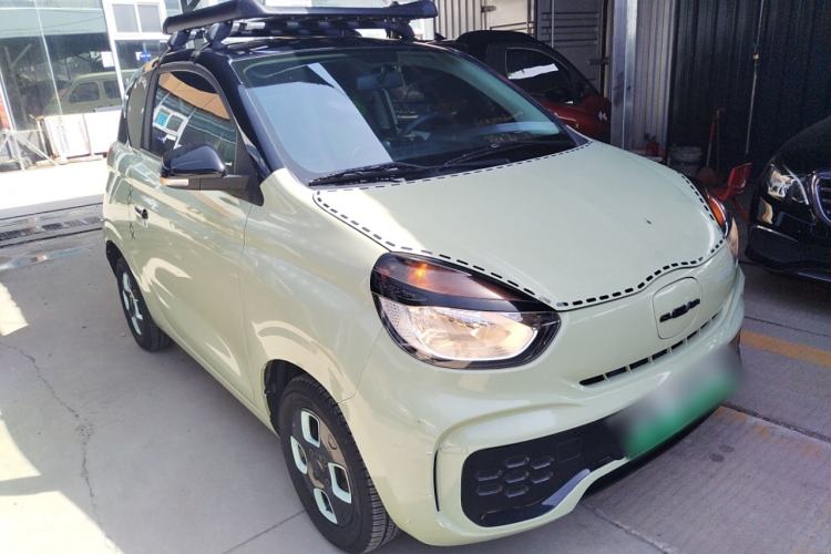 Used Roewe Clever 2021 302km Excellence Edition Front Right 45 Deg