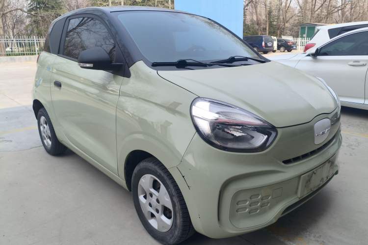 Used Roewe Clever 2021 302 km New Four-Seater Super-Efficient Version Front Right 45 Deg